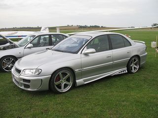 OPEL Omega