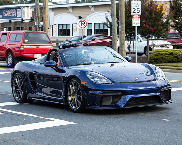 PORSCHE 718 Boxster