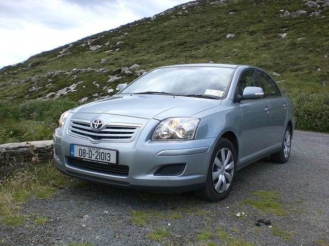 TOYOTA Avensis 2003-2009