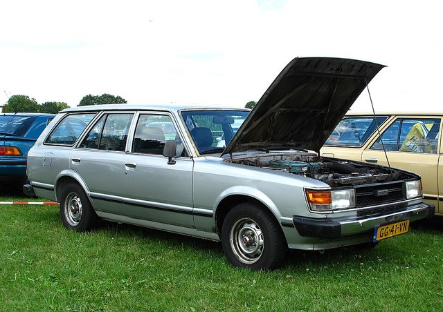 TOYOTA Carina 1977-1981