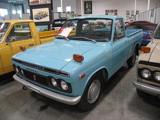 TOYOTA Hilux 1968-1972