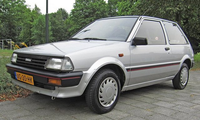 TOYOTA Starlet 1989-1996