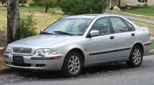 VOLVO S40 1995-2004