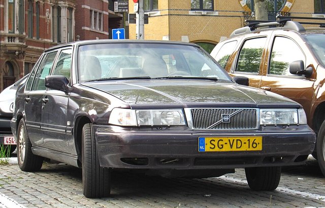 VOLVO S90 1997-1998